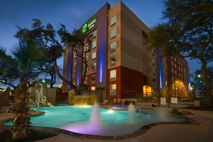 Holiday Inn Express & Suites San Antonio Medical - Six Flags by IHG - Image 1