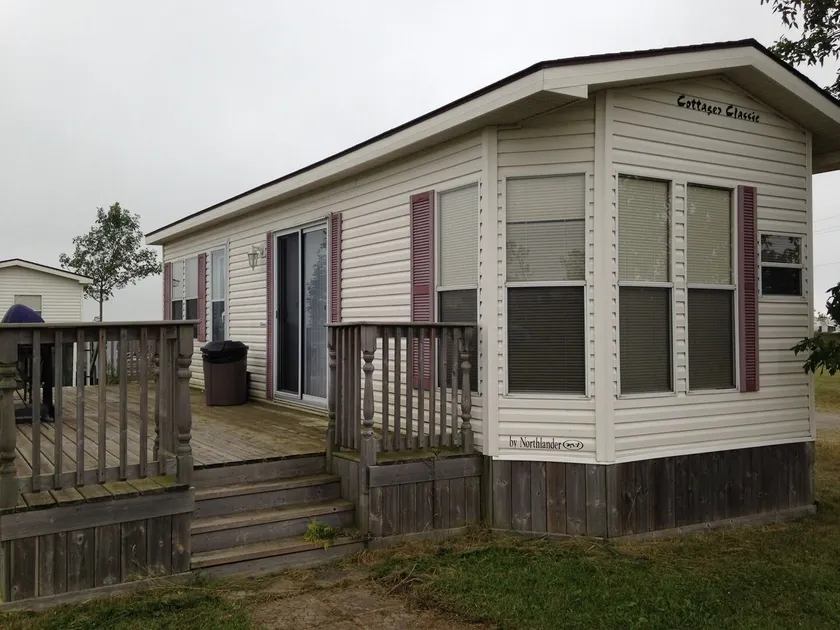 Maitland Shores Trailer Park & Marina - Image 1