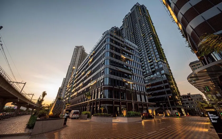 The LUMIERE Riverside Residence - Image 1