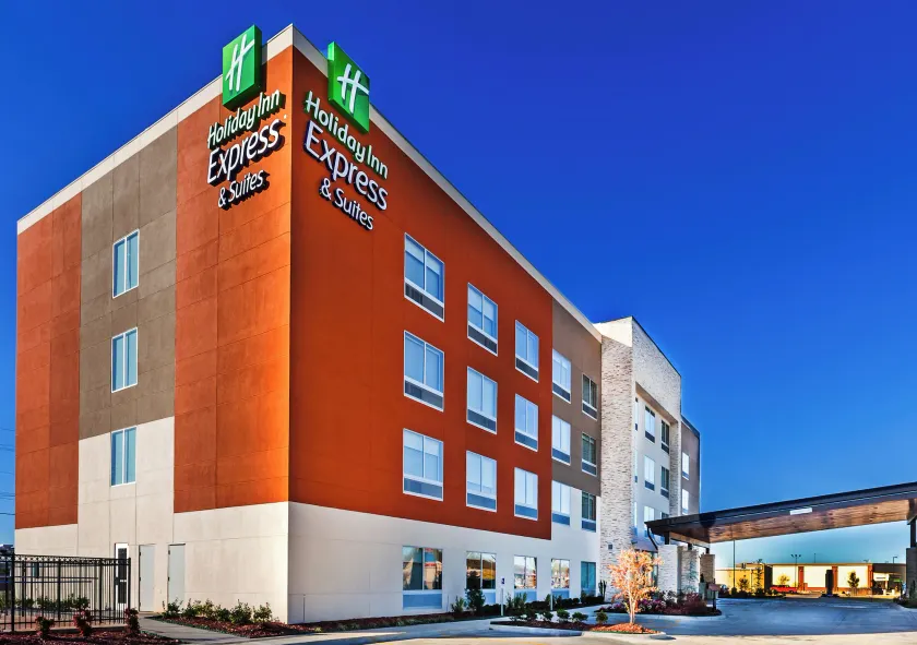 Holiday Inn Express & Suites Tulsa West - Sand Springs by IHG - Image 1