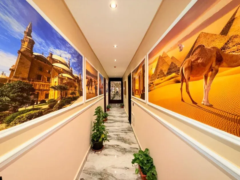 Olivia Hotel - Image 1