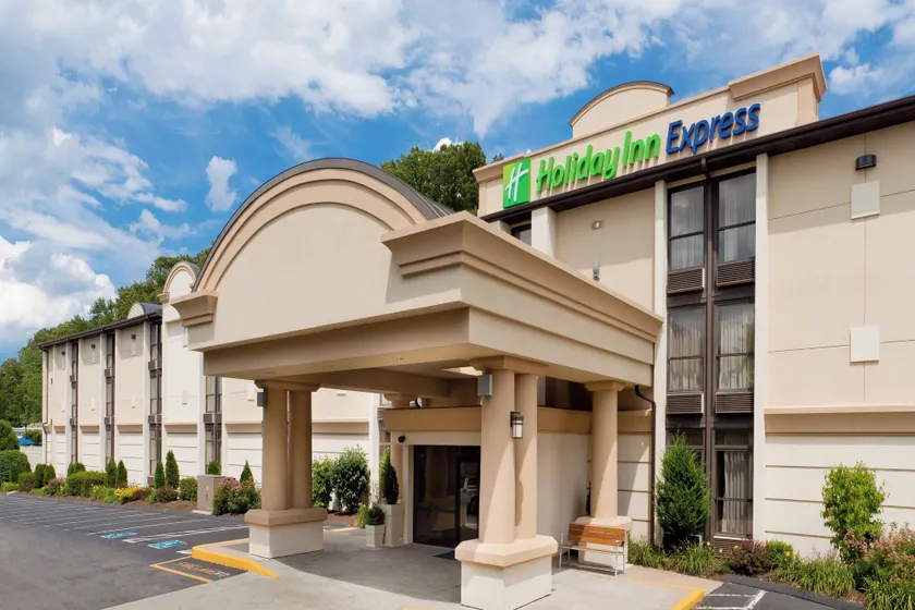 Holiday Inn Express Southington by IHG - Image 1