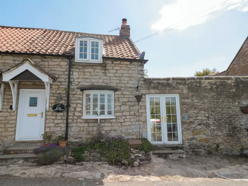 Rose Cottage - Image 1
