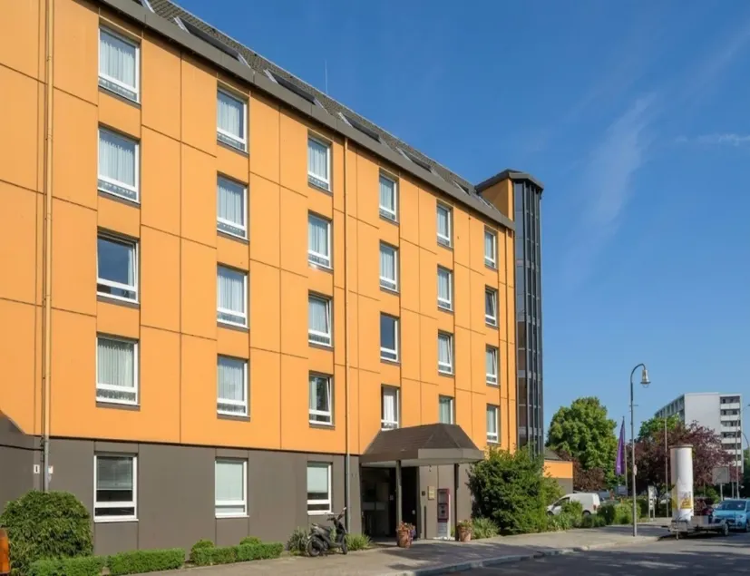 Sunday Hotel Berlin City West - Image 1