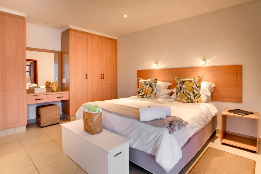 Limoni Luxury Suites - Image 1