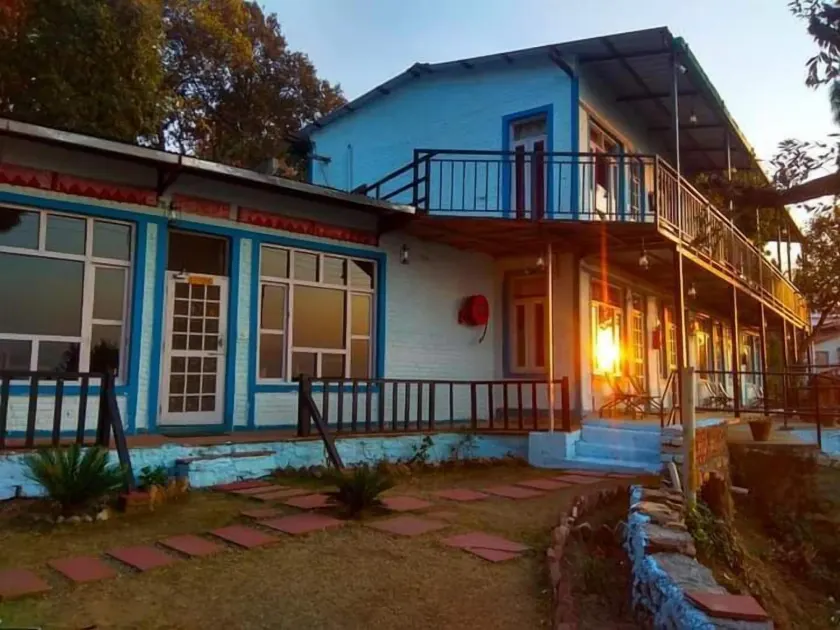 Hotel Kaafal Cottage Ranikhet - Image 1