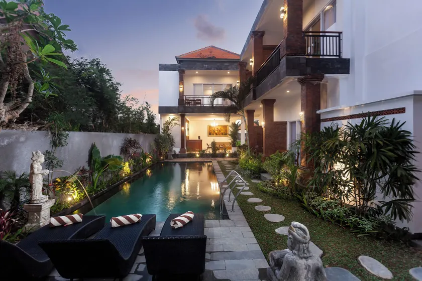 Sujiwa Ubud Hotel & Villa - Image 1