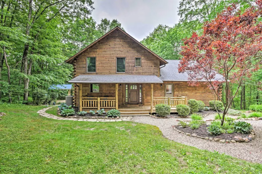 Quiet Cabin w/ Hot Tub ~ 15 Mi to State Parks! - Image 1