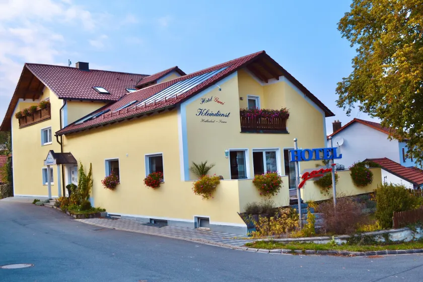 Hotel garni Kleindienst - Image 1