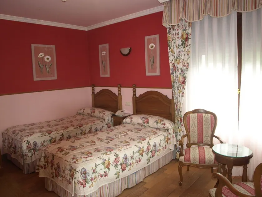 Hotel La Molinuca - Image 1