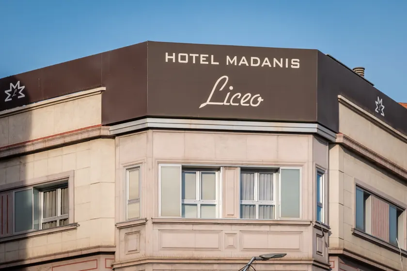 Hotel Madanis Liceo - Image 1