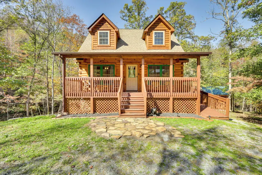 Wardensville Cabin W/ Hot Tub, Creek & Fire Pit! - Image 1
