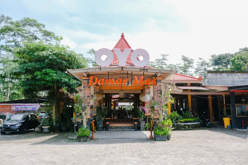OYO 563 Damar Mas  Resort Lereng Kelud - Image 1