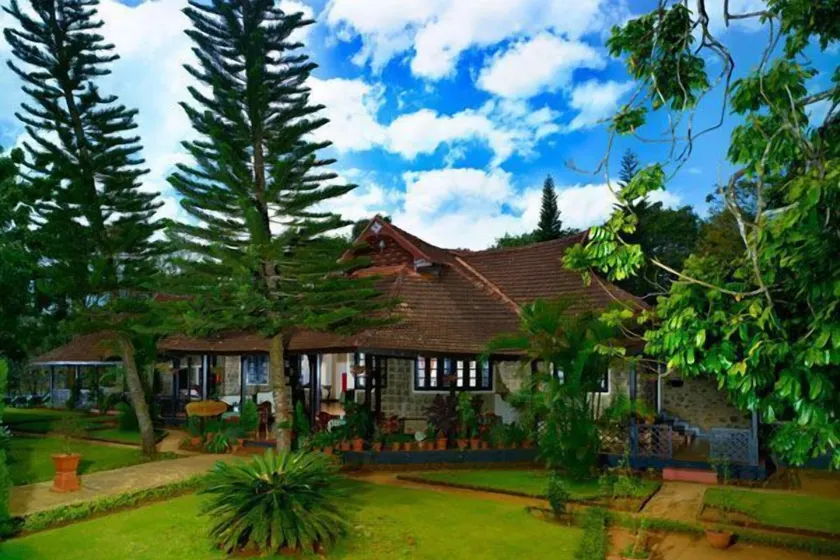 KTDC Lake Palace Thekkady - Image 1