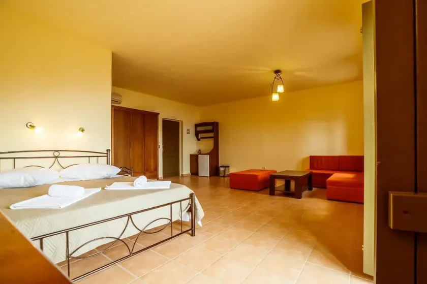 Onar Mani Suites - Image 1