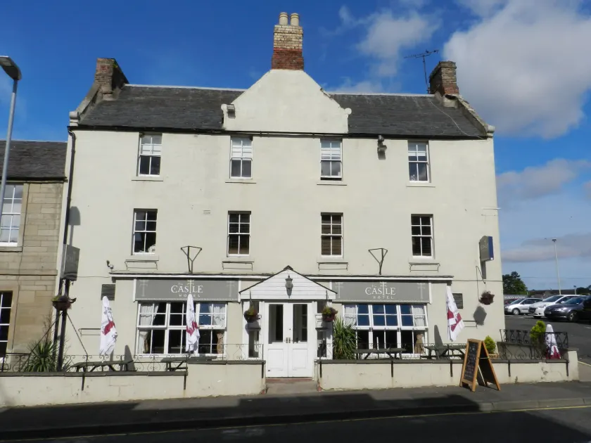 The Castle Hotel - Image 1
