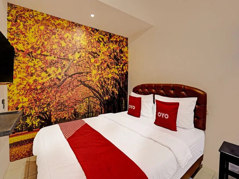 Hotel O Nawangwulan - Image 1