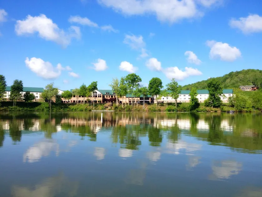 Stonewall Resort - Image 1