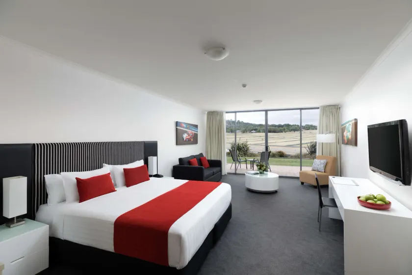 Rydges Mount Panorama Bathurst - Image 1