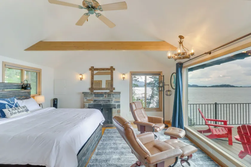 Cozy Flathead Lake Cabin w/ Picturesque View - Image 1