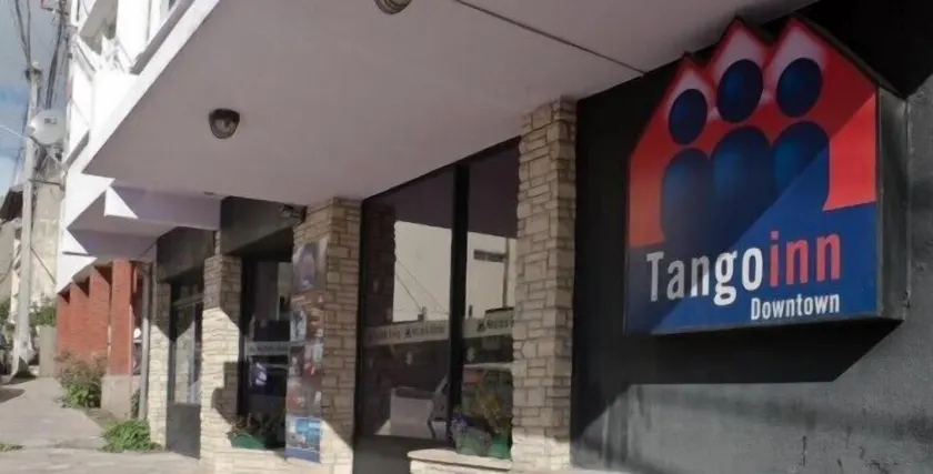 Tangoinn Hostel Downtown - Image 1