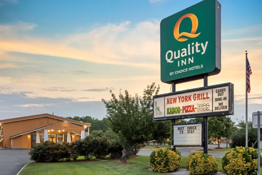 Quality Inn Fredericksburg near Historic Downtown - Image 1