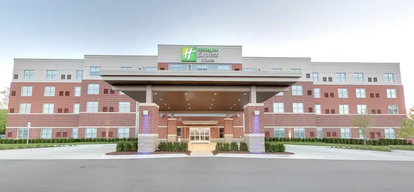 Holiday Inn Express & Suites Plymouth - Ann Arbor Area by IHG - Image 1