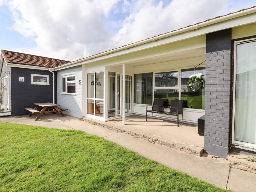Marsh Bungalow - Image 1