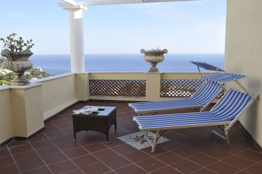 Hotel Esperia - Image 1