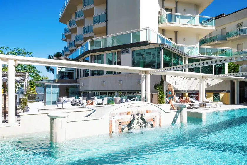 Hotel Lady Mary - Image 1