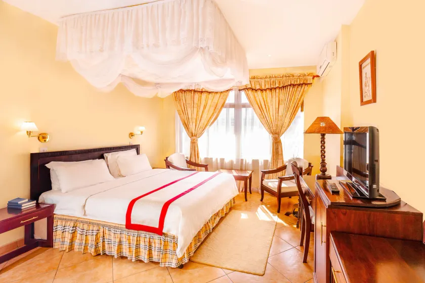 New Safari Hotel - Image 1