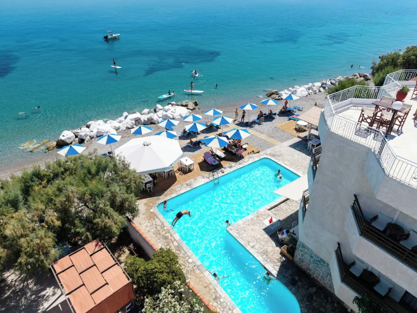 Lido Hotel - Image 1