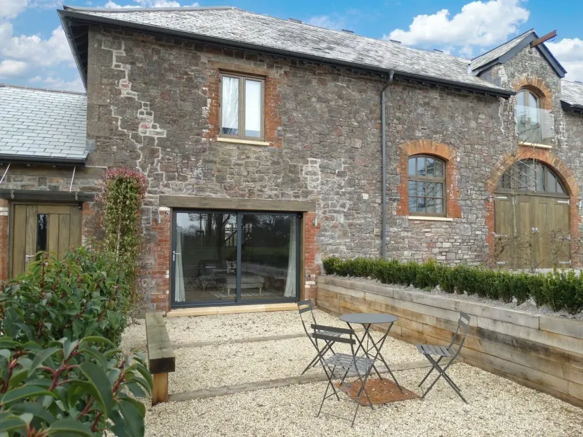 Gardeners Cottage - Image 1