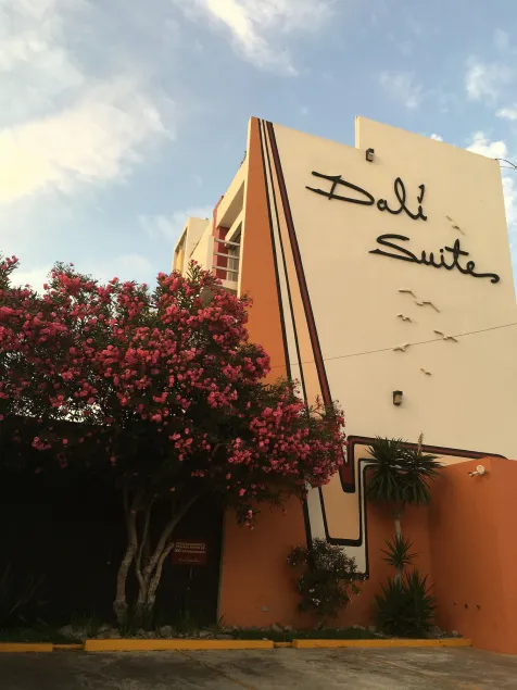 Dali Suites -Accommodations in Playas de Tijuana - Image 1