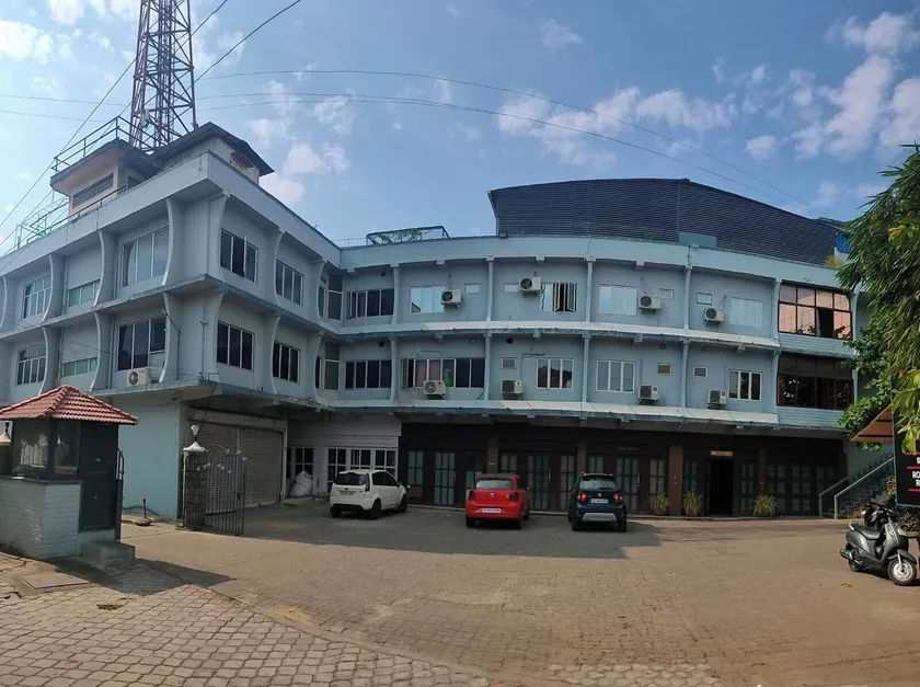 Kalyan Tourist Home - Image 1