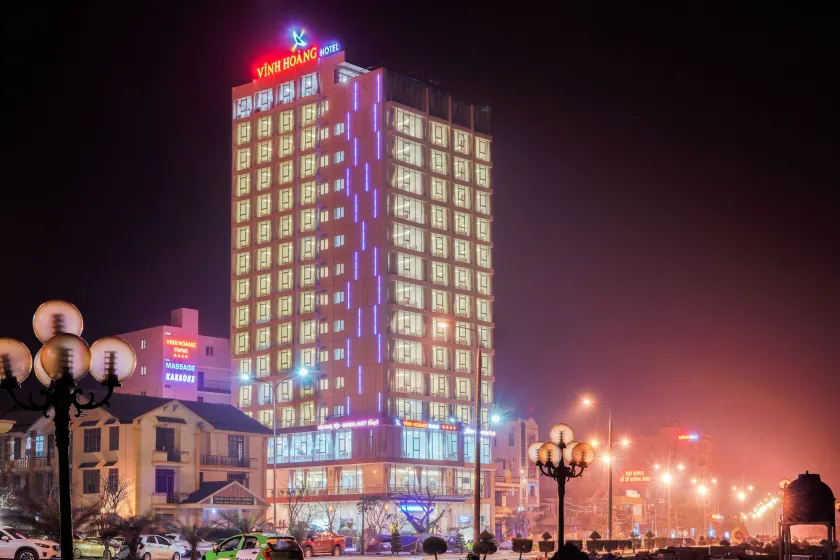 Vinh Hoang Hotel - Image 1