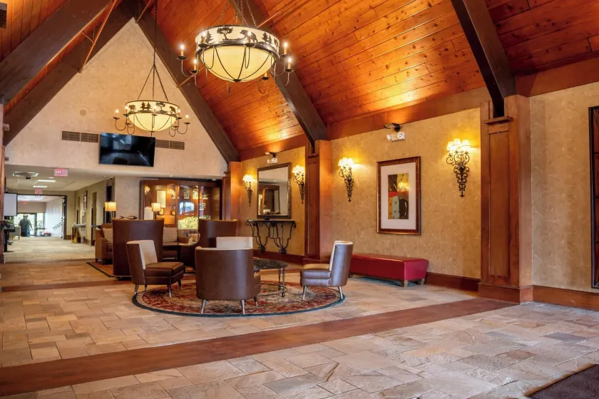 Odawa Hotel - Coin salon dans le hall