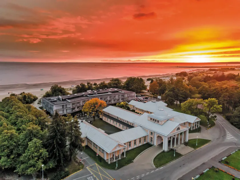 Hedon Spa & Hotel - Image 1