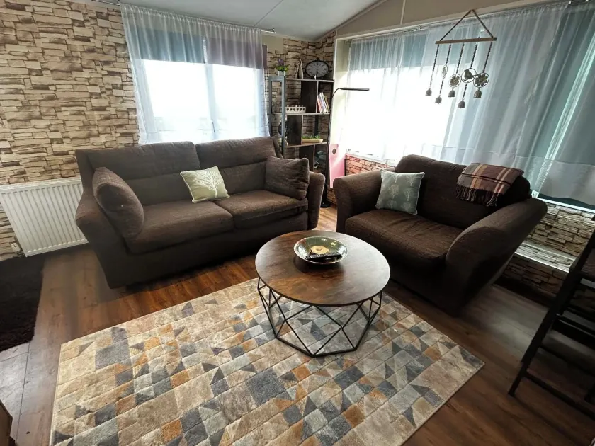 Lovely and Comfy 3-bedroom Mobile Home Retreat in Kirkcolm - Image 1