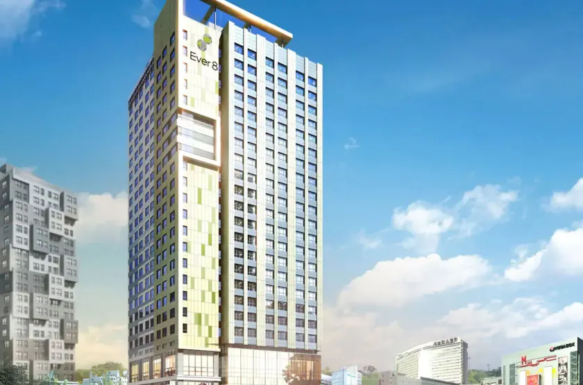 Ever 8 Family Hotel - Image 1