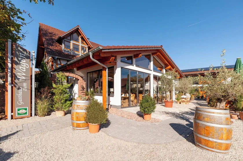 Landhotel zum Wagen - Image 1