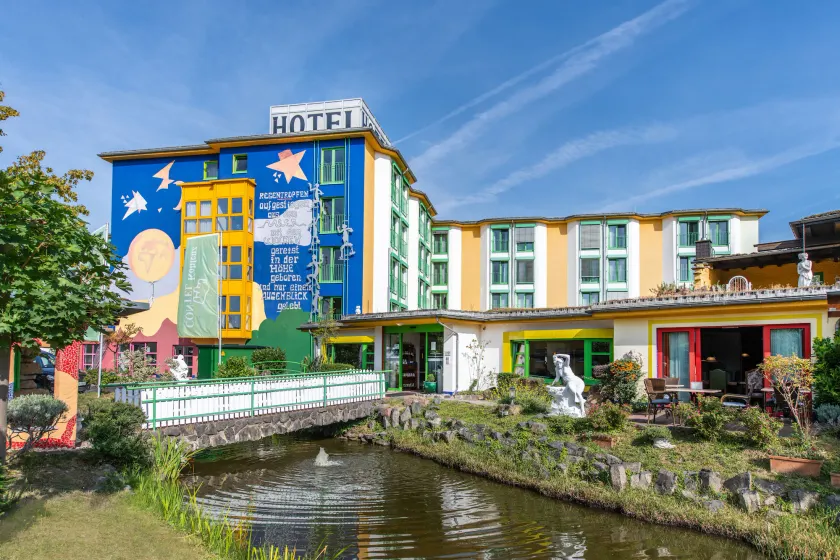 CONTEL Hotel - Image 1