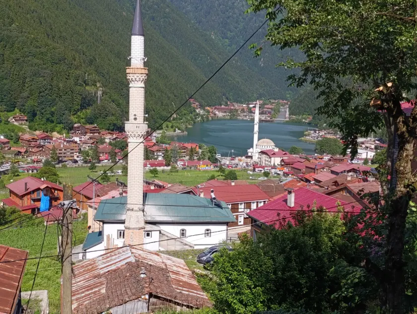 Uzungöl Dilek Pansiyon - Image 1