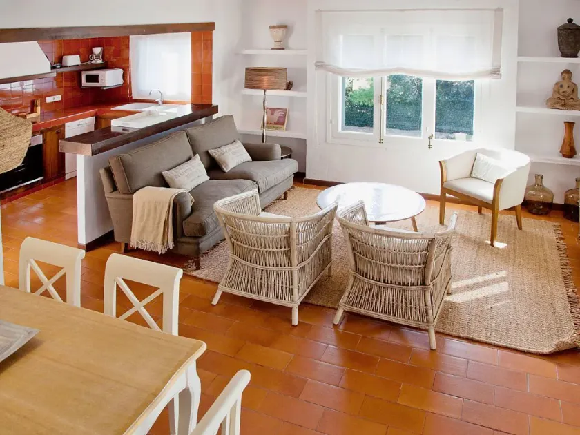 Bini Belin by 3VILLAS - Image 1