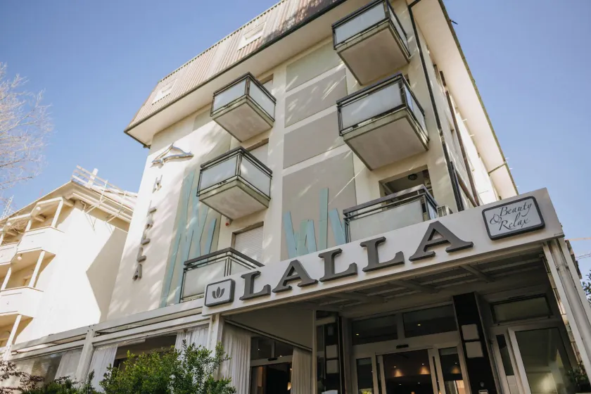 Hotel Lalla Beauty & Relax - Image 1