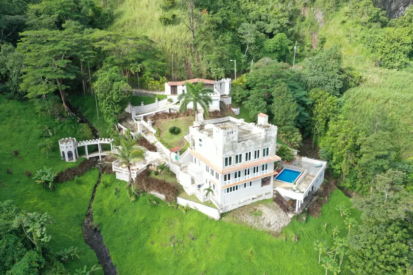 Villa Gringo Farms - Image 1