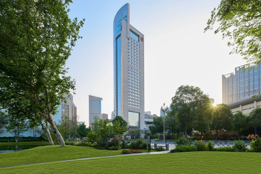 Sheraton Chengdu Lido Hotel - Image 1