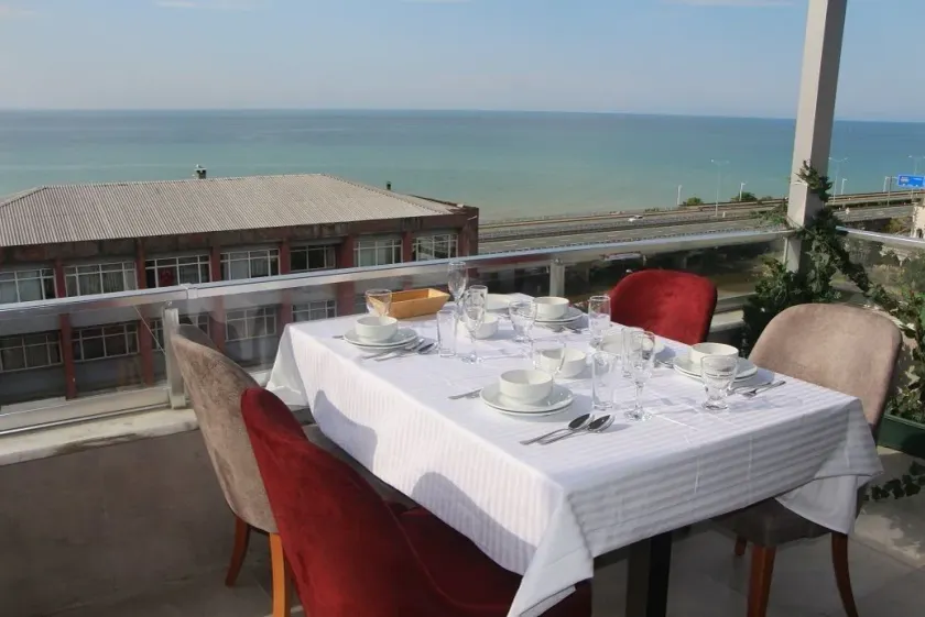 Hotel Minerva Pazar - Image 1