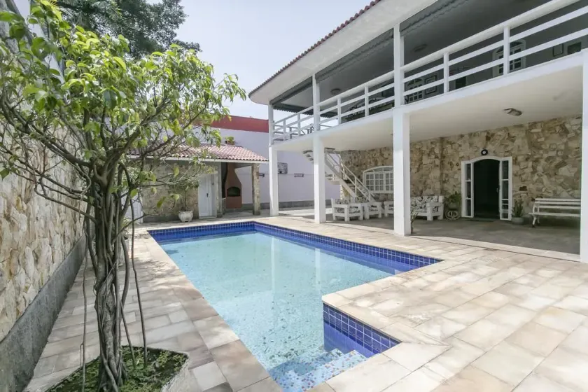 Alameda dos Eucalipitos - Image 1