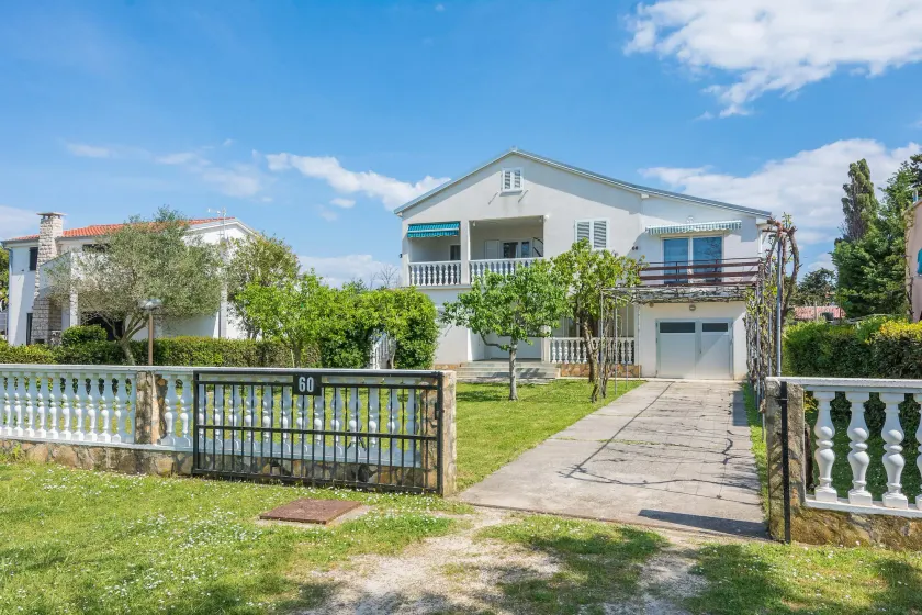 Apartments Napros - Image 1